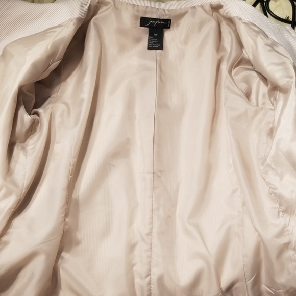 Josephine 14P beige & white seersucker jacket - Picture 7 of 8